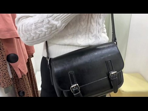 ❤️ Ëffentlech Masturbatioun vu jonke Bitch FeralBerry mat engem Dildo am Fittingsraum Sexvideo op lb.aircoolershop.top ️❤